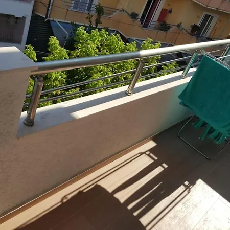 Mels Appartamento Sarandë